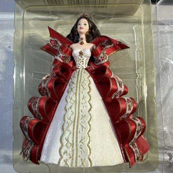 1997 Hallmark Keepsake Ornament Holiday BARBIE Collector's Series Christmas - Picture 5 of 6